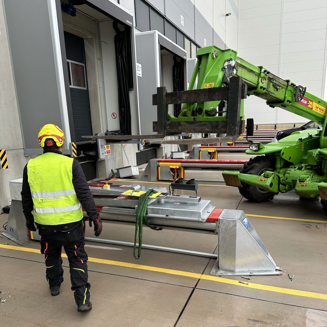 Anlagenmontage Omega Mounting