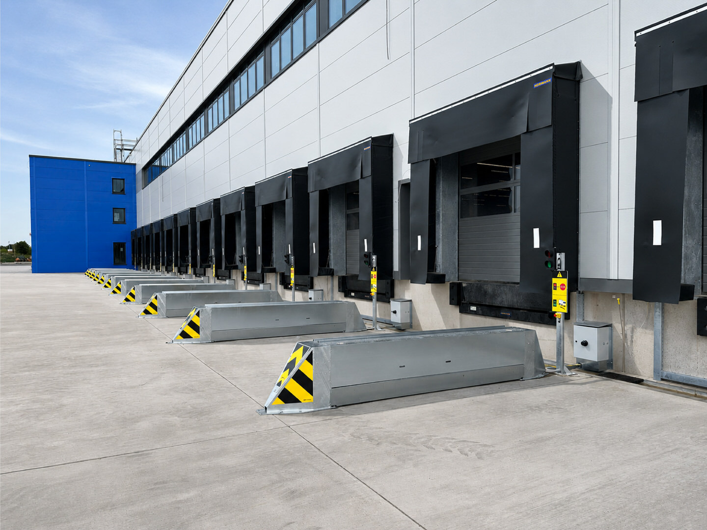 Montage StopTruck-Anlage Logistikzentrum Leipzig