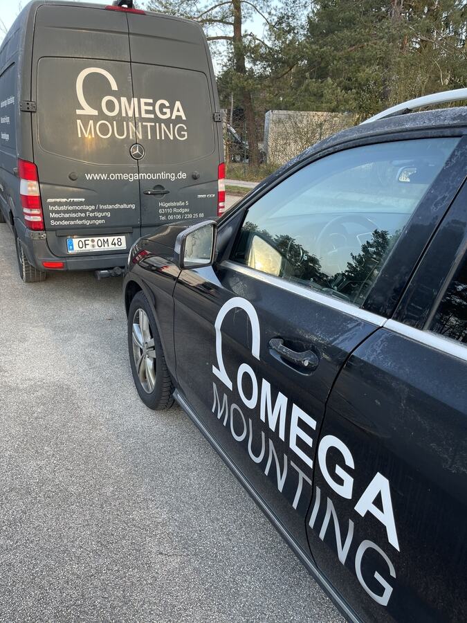 Einsatzfahrzeuge von Omega Mounting – Industriemontage aus Rodgau